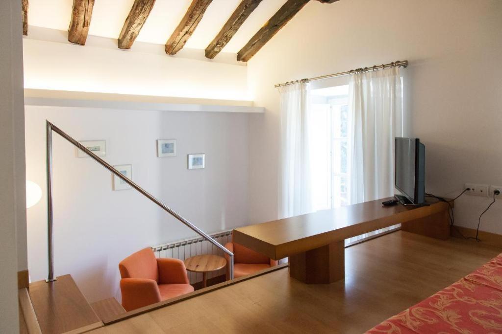 Gastro Hotel La Giraldilla Льерганес Номер фото
