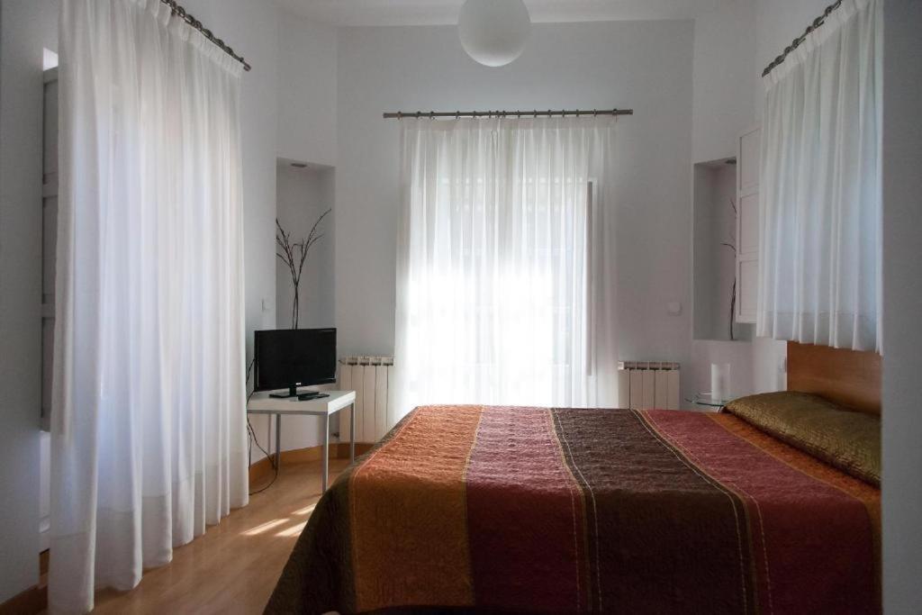 Gastro Hotel La Giraldilla Льерганес Номер фото
